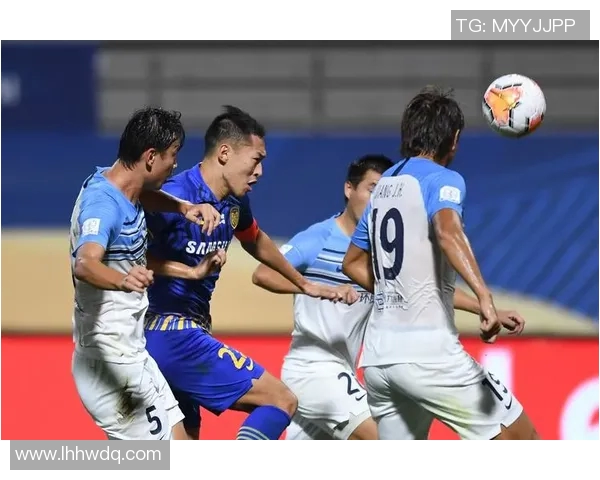 广州富力队迎战劲敌全力争胜助力球队冲击联赛前列目标 广州富力队迎战劲敌全力争胜助力球队冲击联赛前列目标